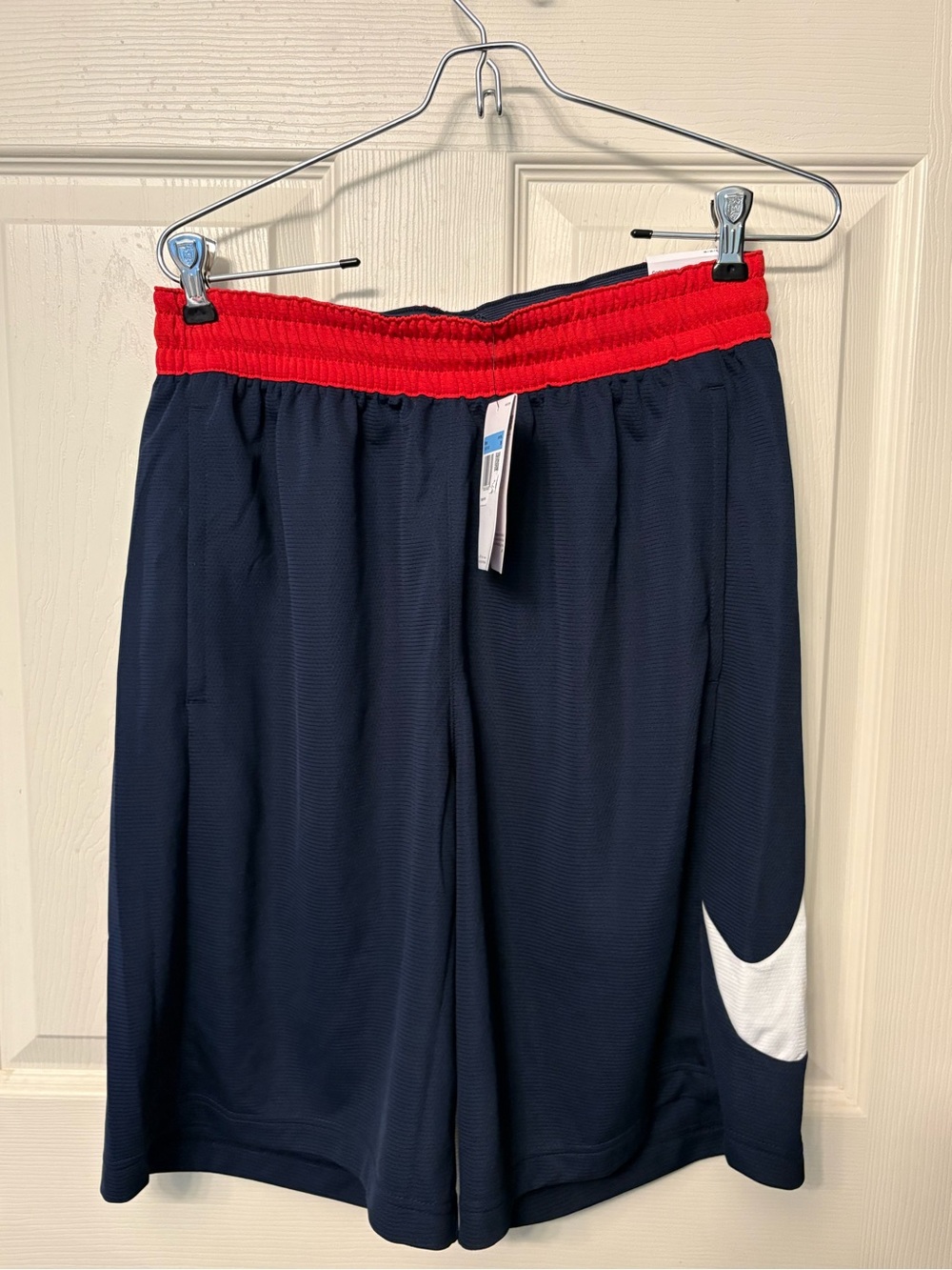 NWT Mens Nike HBR Basketball Shorts Loose Fit Knee Length Blue Red Medium